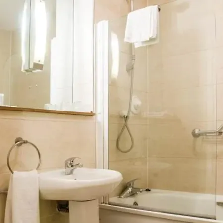 The Arches 3* Claregalway